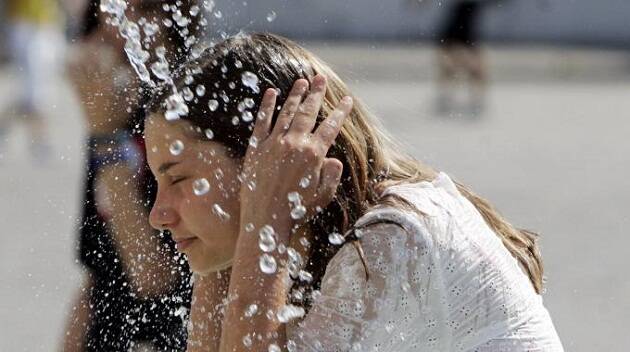 Sale l’allerta caldo: oggi bollino arancione in 13 città