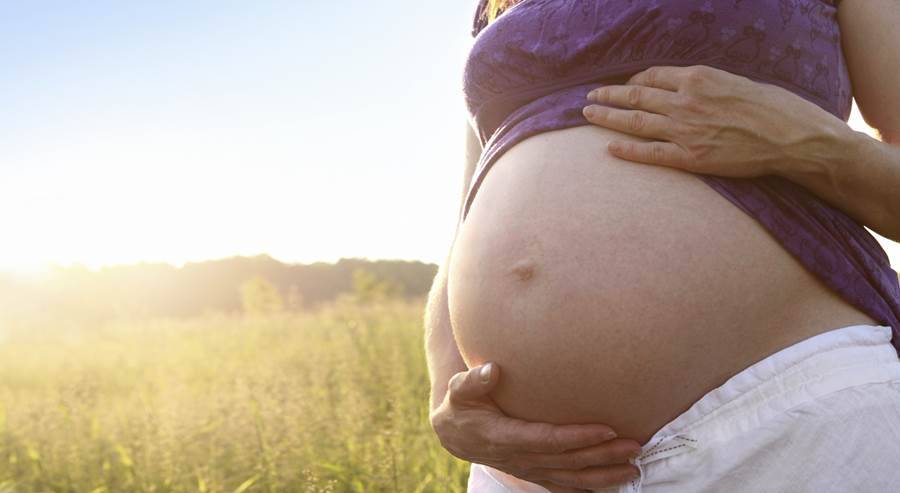 Vaccinazione in gravidanza: “Se lo proteggi ora sarà più forte domani” al via campagna Asl Roma 3