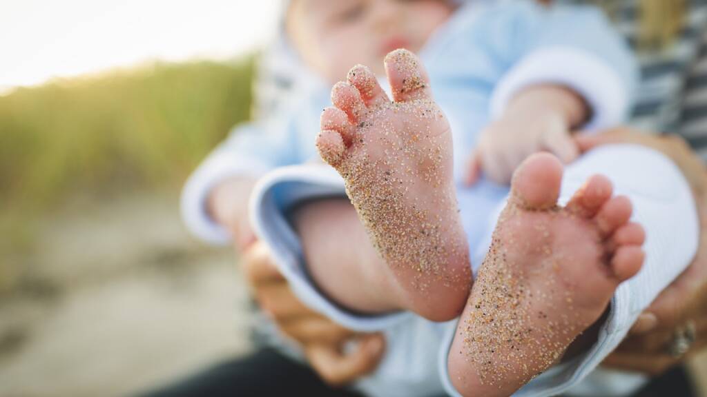 Viaggiare con neonati e bimbi di pochi mesi: alcuni consigli utili